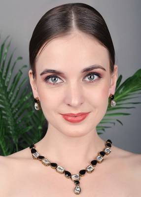 JN Handicraft Black Stone Studded Copper Plated Handcrafted Necklace 4