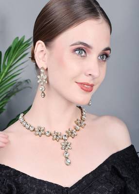 JN Hnadicraft Stylish Copper Plated Twinkling Leaves Necklace Set 1