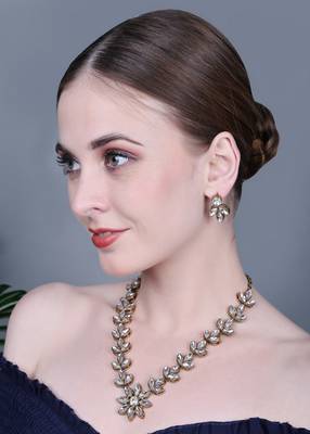 JN Hnadicraft Stylish Copper Plated Twinkling Leaves Necklace Set 2