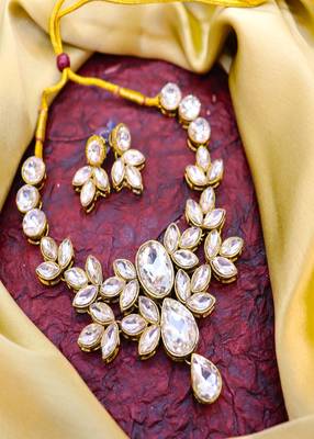 JN Hnadicraft Stylish Copper Plated Twinkling Leaves Necklace Set 1