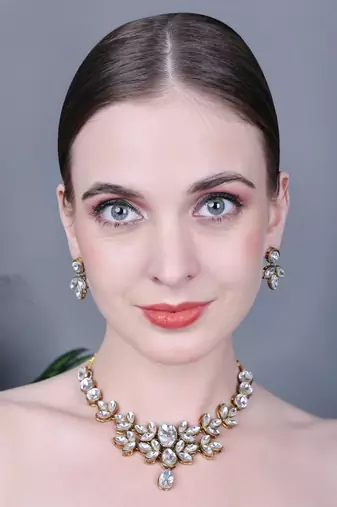 JN Hnadicraft Stylish Copper Plated Twinkling Leaves Necklace Set