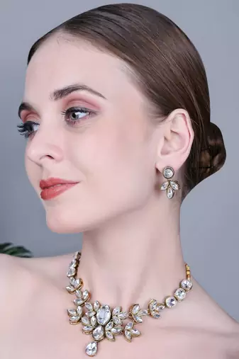 JN Hnadicraft Stylish Copper Plated Twinkling Leaves Necklace Set