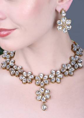JN Handicraft Kundan Stone Studded Copper Plated Handcrafted Flower Necklace Set 3