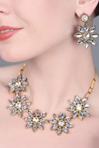 JN Hnadicraft Stylish Copper Plated Twinkling Leaves Necklace Set