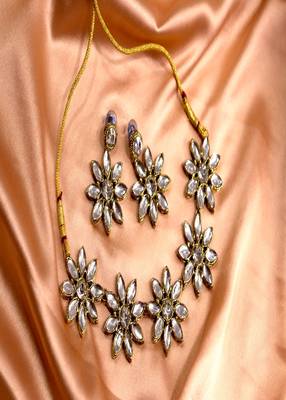 JN Hnadicraft Stylish Copper Plated Twinkling Leaves Necklace Set 5