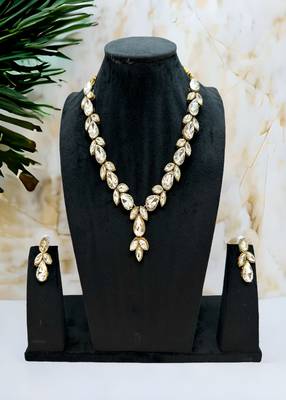JN Handicraft Stylish Copper Plated Twinkling  Necklace Set 5