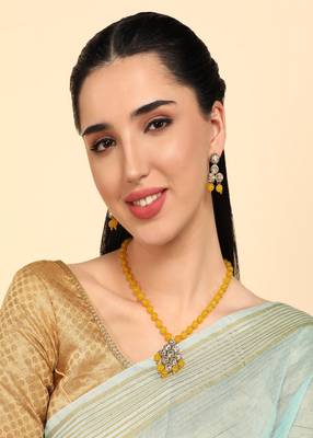 JN Handicraft Yellow Pearl and Kundan Necklace Set 1