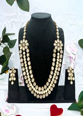 JN Handicraft Three Layer Pearl and Kundan Necklace Set 2