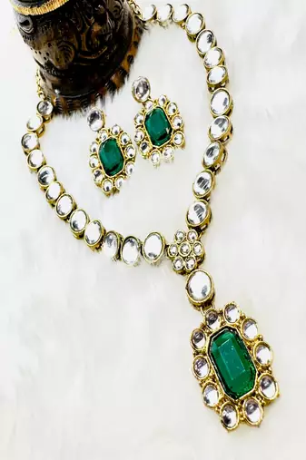 JN Handicraft Ladies Sparkling & Stylish Green Stone and Kundan Alloy Jewellery Sets