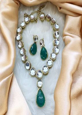 JN Handicraft Ladies Sparkling & Stylish Green Stone and Kundan Alloy Jewellery Sets 3