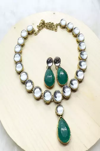 JN Handicraft Ladies Sparkling & Stylish Green Stone and Kundan Alloy Jewellery Sets