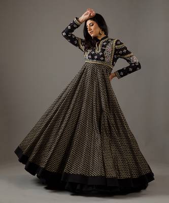 Black Embroidered anarkali set 3