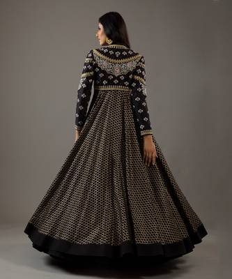 Black Embroidered anarkali set 5