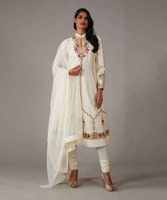 Ivory Embroidered Kalidar kurta set 1