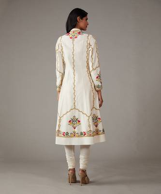 Ivory Embroidered Kalidar kurta set 5