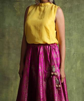 Hot Pink Handloom Pure Katan Silk Banarasi Skirt Set 3