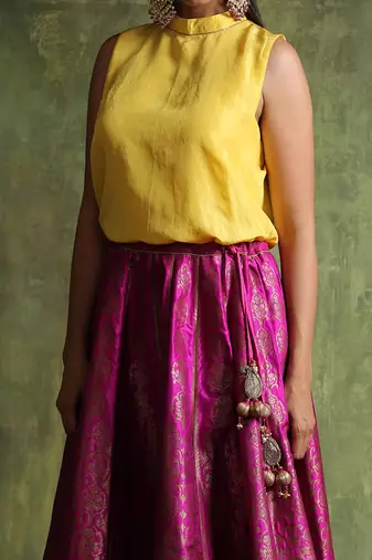 Hot Pink Handloom Pure Katan Silk Banarasi Skirt Set