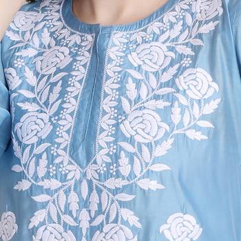 Lucknowi chikankari chanderi silk kurta set 3