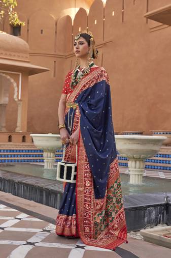 Navy Blue silk blend Blend Saree With Unstitched Blouse Piece
