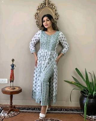 women rayon kurta with pant set 3