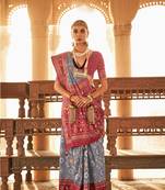 Grey silk blend Blend Saree With Unstitched Blouse Piece