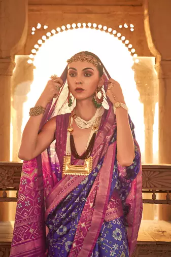 Purple silk blend Blend Saree With Unstitched Blouse Piece