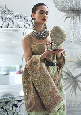 Pista Green Kashmiri Silk Woven Saree With Blouse 2