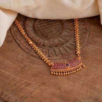   heartin balls chain medium length 20" with ruby pendant one gram gold 1
