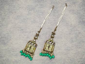 partywear earrings in beads and kundan 3
