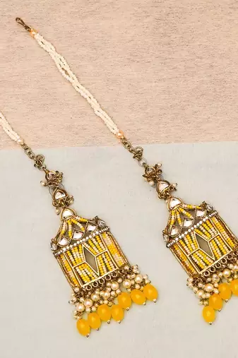 partywear earrings in beads and kundan