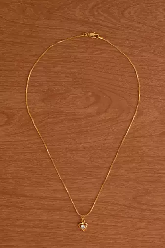 Golden short thin box chain18" with heart shape pendant one gram gold