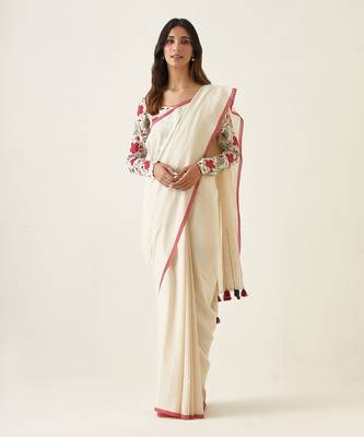 Off white handcrafted mercerized cotton saree set 1