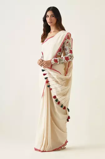 Off white handcrafted mercerized cotton saree set