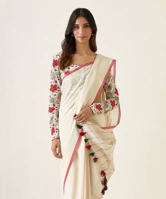 Off white handcrafted mercerized cotton saree set 4