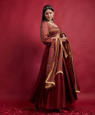 Maroon & Gold Chanderi Handloom Lehanga Set 2