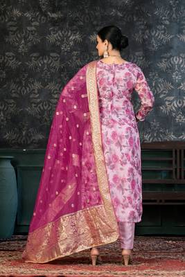 Beautiful Pink Colour Ethnic Salwaar Kameez For Festive Looks 2