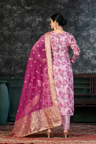 Beautiful Pink Colour Ethnic Salwaar Kameez For Festive Looks