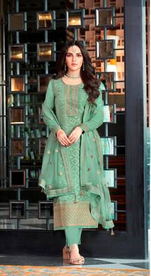 Green Colour Heavy Embroidered Partywear Salwar Kameez 1
