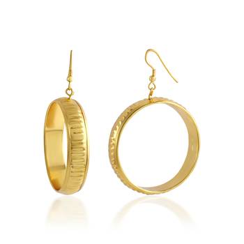 Goldplated alloy hoop fashion earrings for women 3