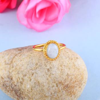 Brass goldplated moonstone fashion finger ring for women 5