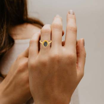 Brass goldplated cat"s eye lehsuniya fashion finger ring for women 4