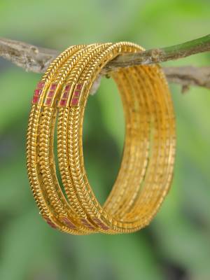 Women set of 4 24ct gold-plated handcrafted bangles 5