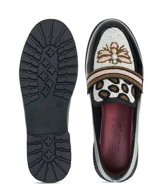 Embroidery Black North Loafer 5