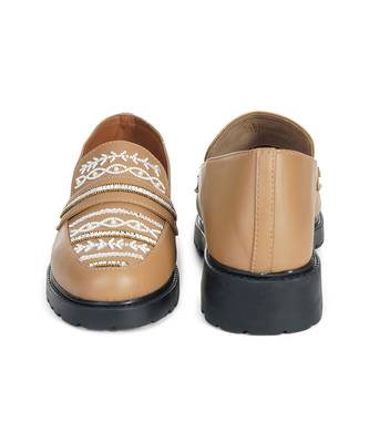 Embroidery Nude True Loafer 3
