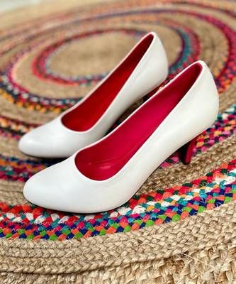 Emma (White Pumps, Red Insole) 1