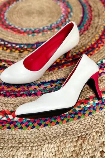 Emma (White Pumps, Red Insole)