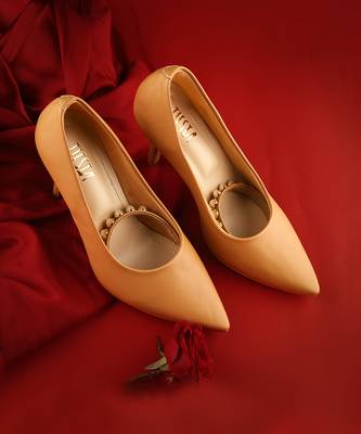 Love Notes ( Beige Pumps With Changeable Bands ) 1