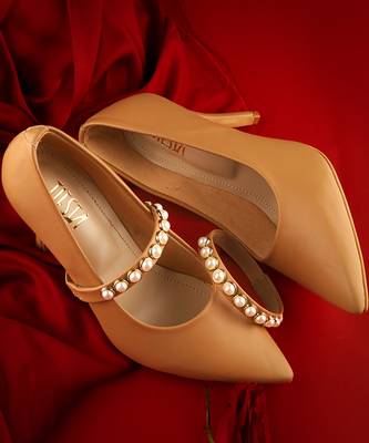 Love Notes ( Beige Pumps With Changeable Bands ) 4