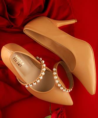 Love Notes ( Beige Pumps With Changeable Bands ) 5