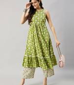 Winered woman green white printed flared kurta set